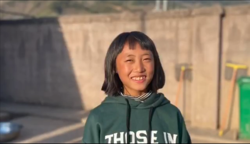 坚持就会有改变——云端上的小学——大凉山火窝爱慕小学建校5周年